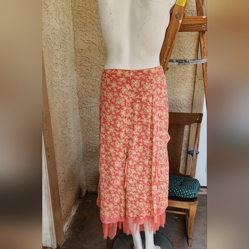 April Cornell Floral Skirt w/ Tulle Underskirt and Satin Pull Ribbon Ruching - Picture 5 of 12